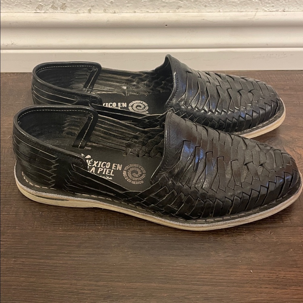 Hand Made Black Leather Woven Huarache Sandals